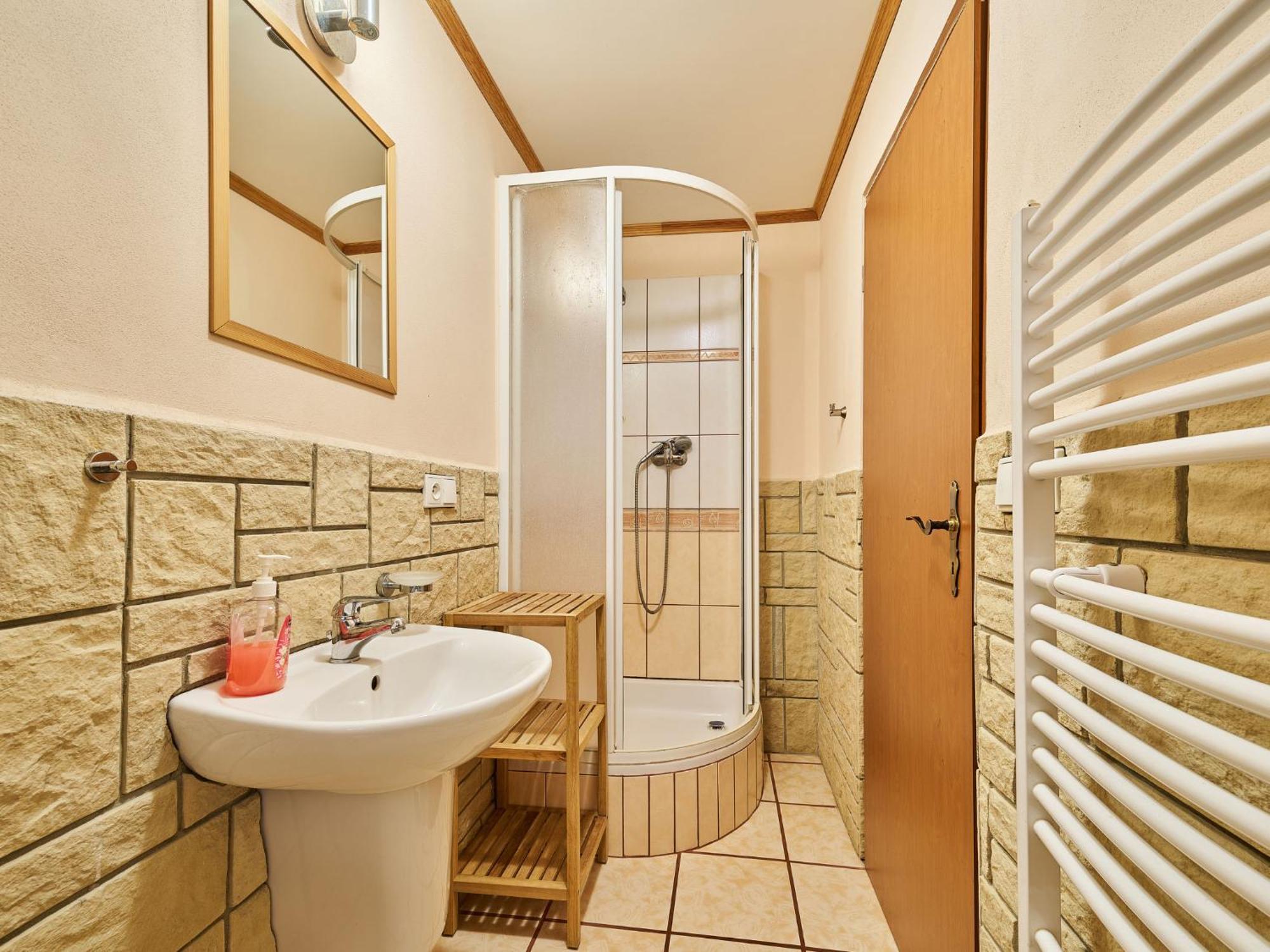 Studio Chlivce U Hronova-1 By Interhome Luaran gambar